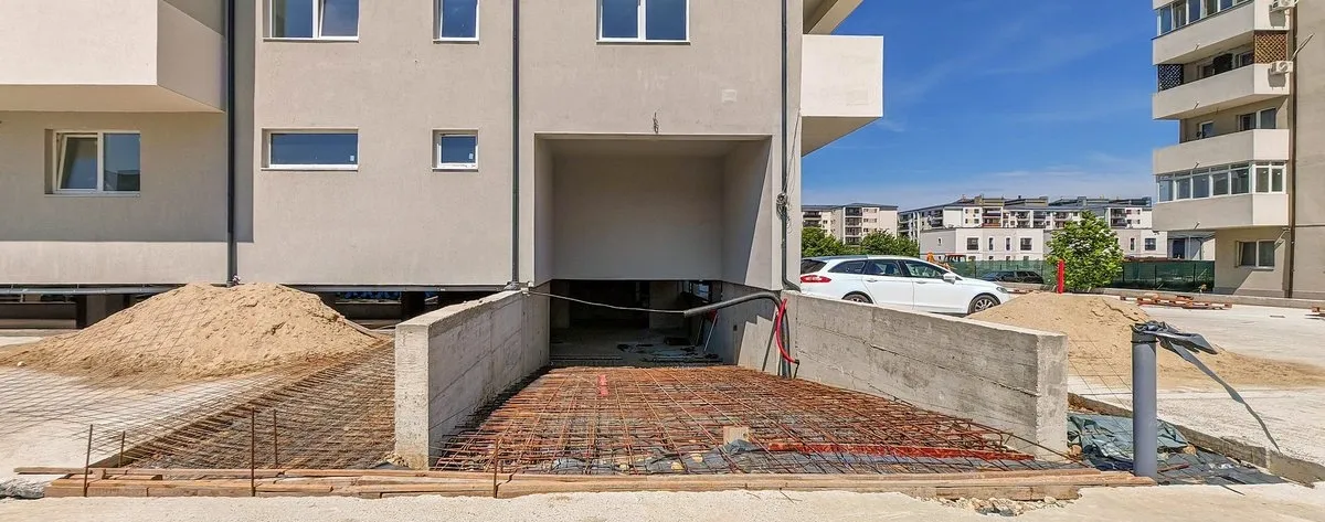 Berceni Apartament 3 camere decomandat etaj 5