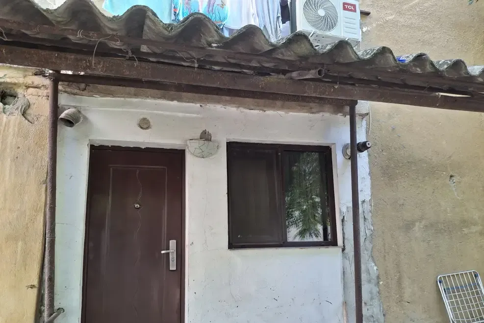 Vand apartament 2 camere
