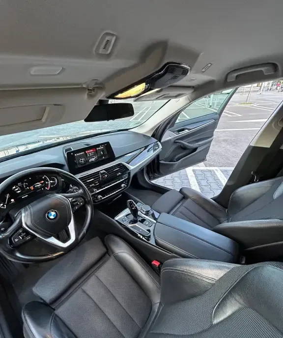 BMW G31 BMW Seria 5 530d xDrive Aut Sport Line 17 999 eur