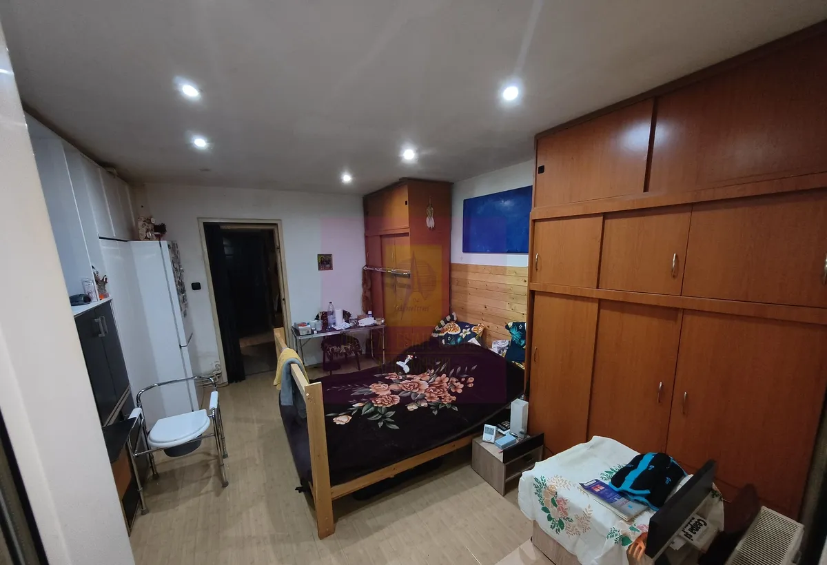 Studio cu centrala proprie Baba Novac ior