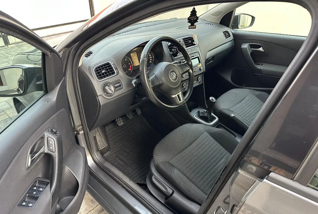 Volkswagen Polo 1 2 TDI 4 400 eur