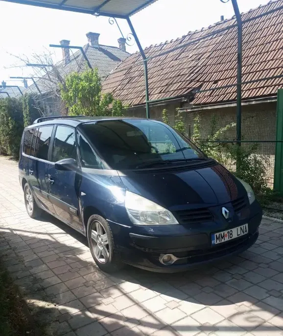 Renault Grand Espace 2 0 dci 1 580 eur