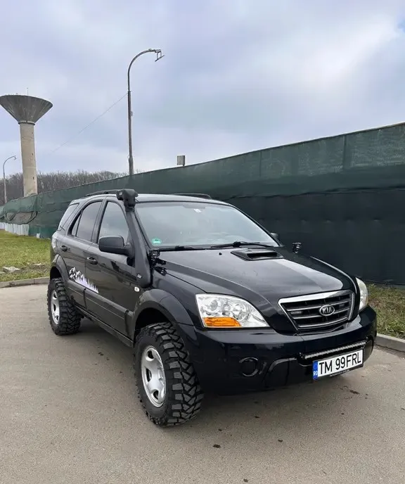 Kia Sorento 2 5CRDI 4 700 eur