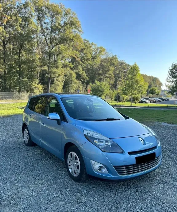 Renault Grand Scenic 1 4Tce 3 700 eur