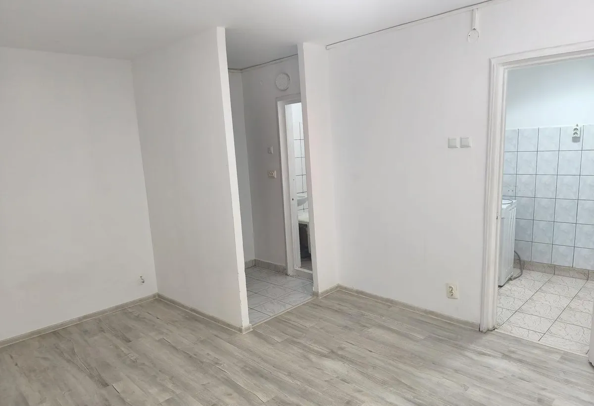 Facultatea de Constructii in atentia studentilor bloc reabilitat