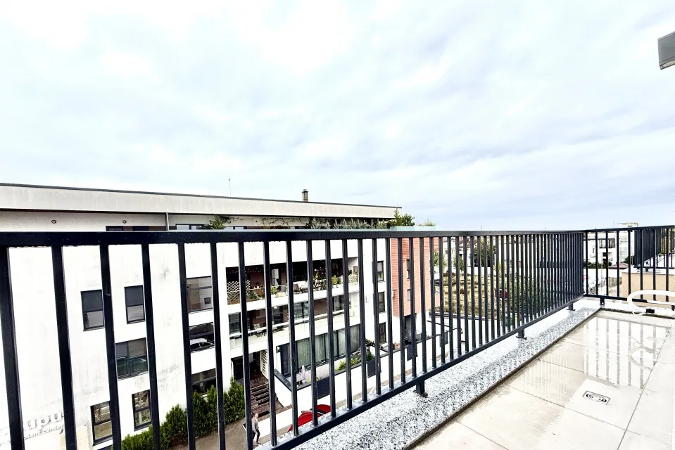 Emil Racovita penthouse cu terasa sud