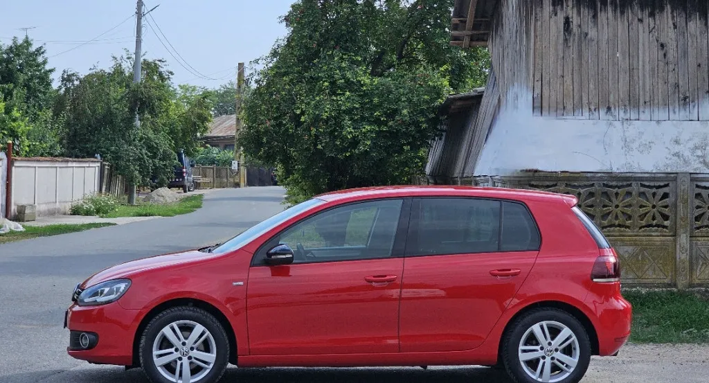 VW Golf 6 1 4TSI MATCH Navi Clima Icirc ncalzireScaune SenzoriPar 6 590 eur