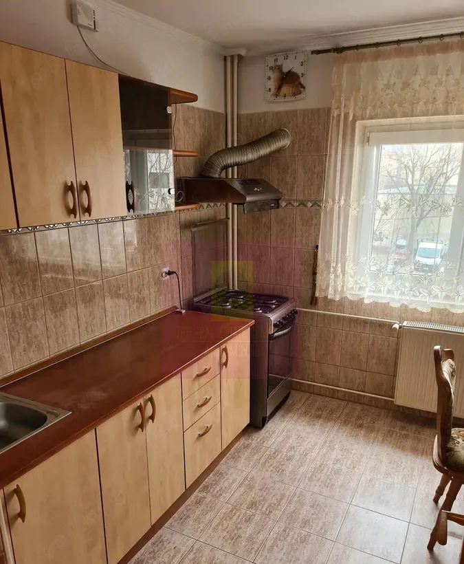Vanzare apartament 3 camere zona Vitan Mall