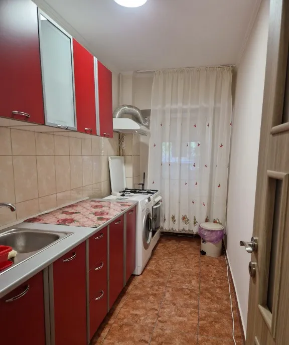 Proprietar ofer garsoniera Mall Vitan str Vlad Judetul