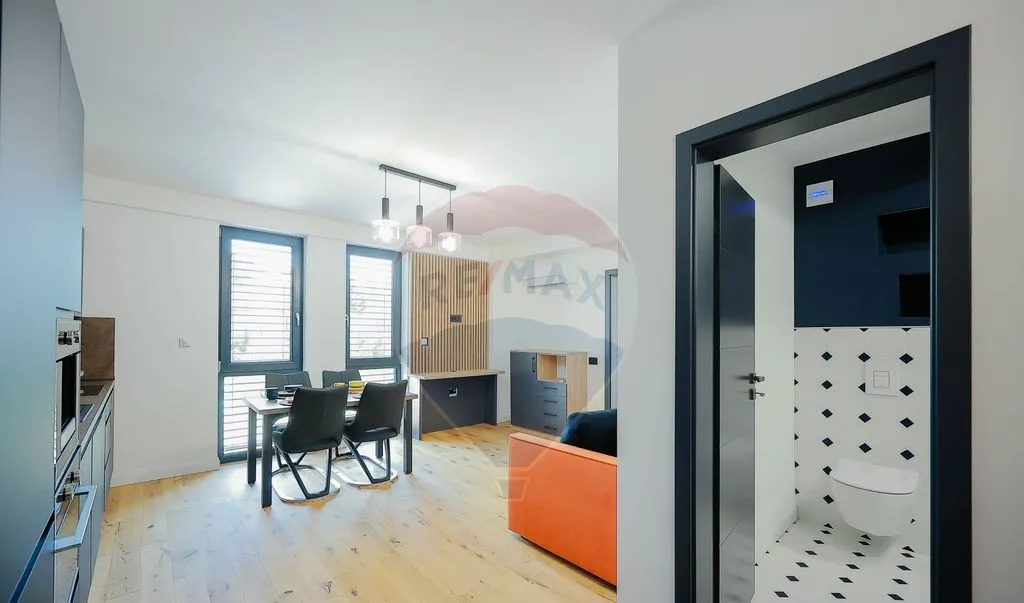 Apartament cu 2 camere de vanzare in zona Velenta