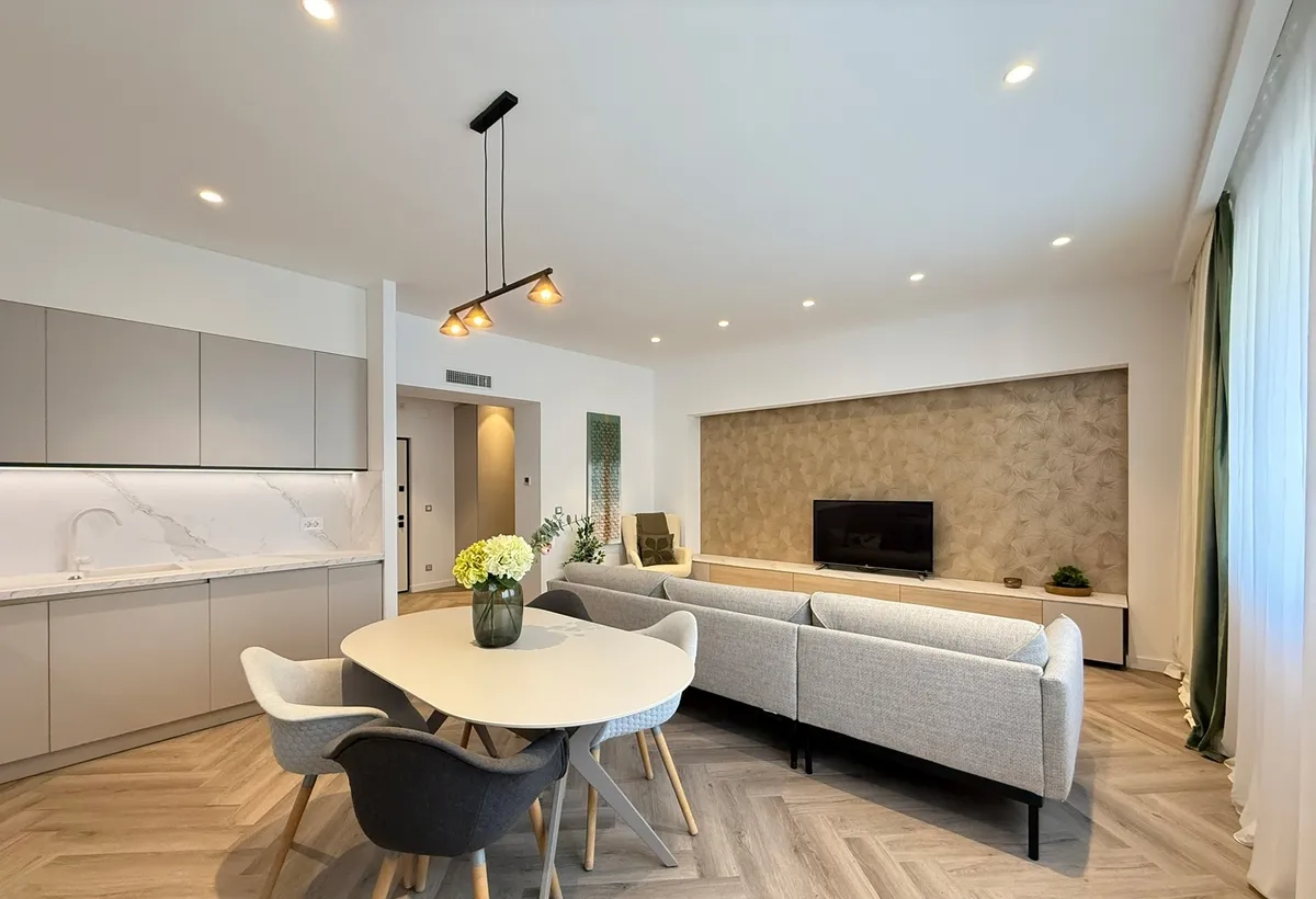 Rin Grand Hotel 2 camere 65 mp renovat designer