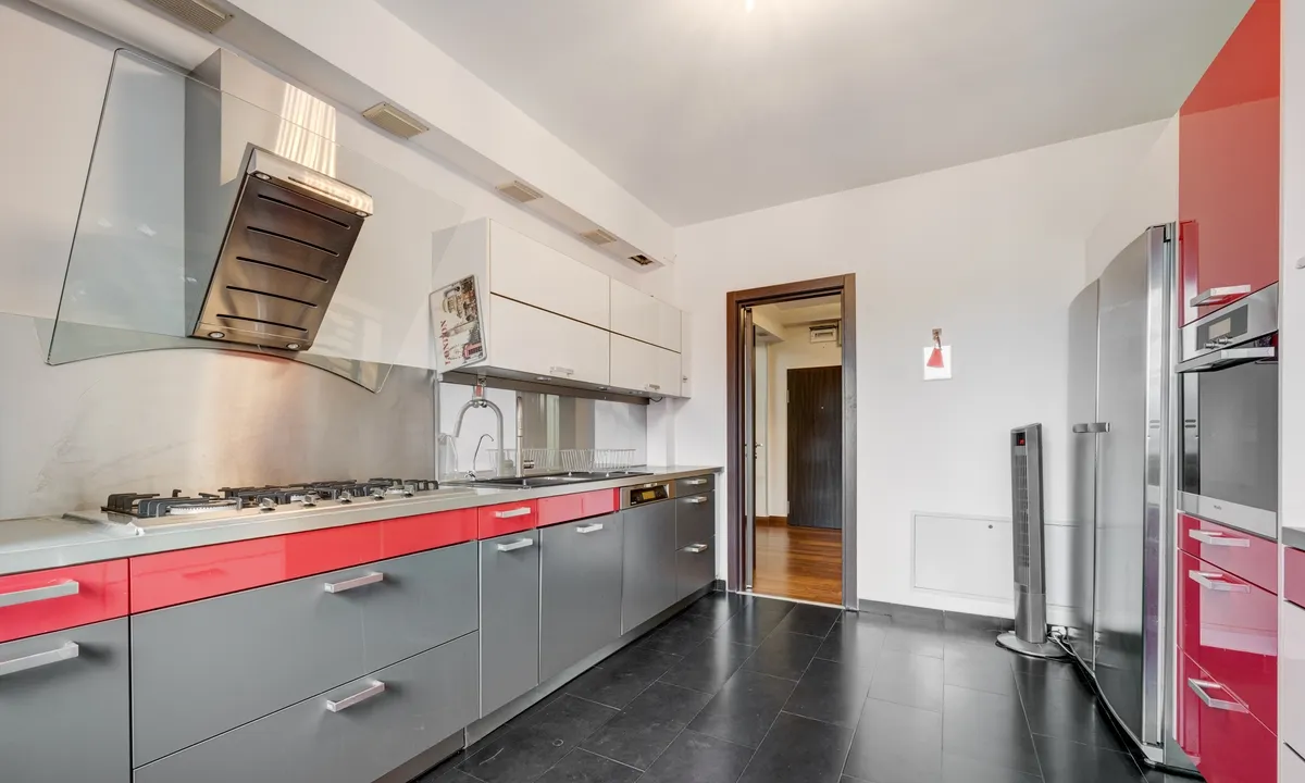 Bld Ionescu Sisesti 3 camere 128 mp terasa parcare