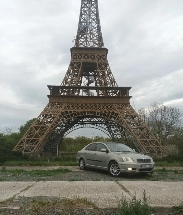 Toyota Avensis d4d 2 100 eur