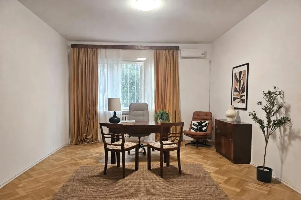 Capitale Inchiriere apartament 4 camere Strada Atena