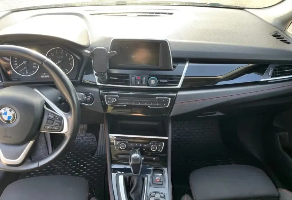 BMW seria 2 Gran Tourer 218i 7 990 eur