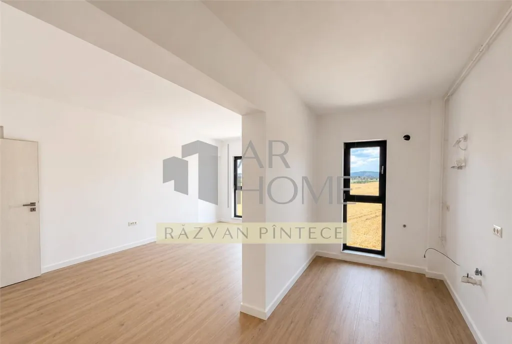 Apartament 3 camere renovat ultracentral Ploiesti