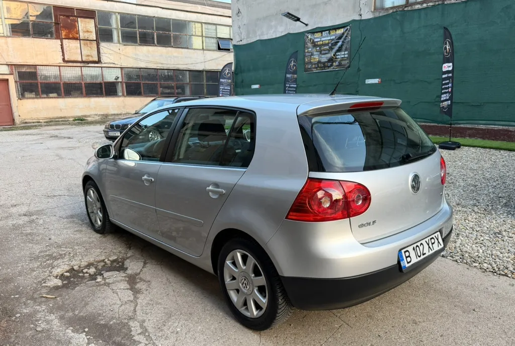 VW Golf 5 2008 1 6 MPI 102 CP 185000 KM Reali Unic Proprietar Impecabil 3 490 eur