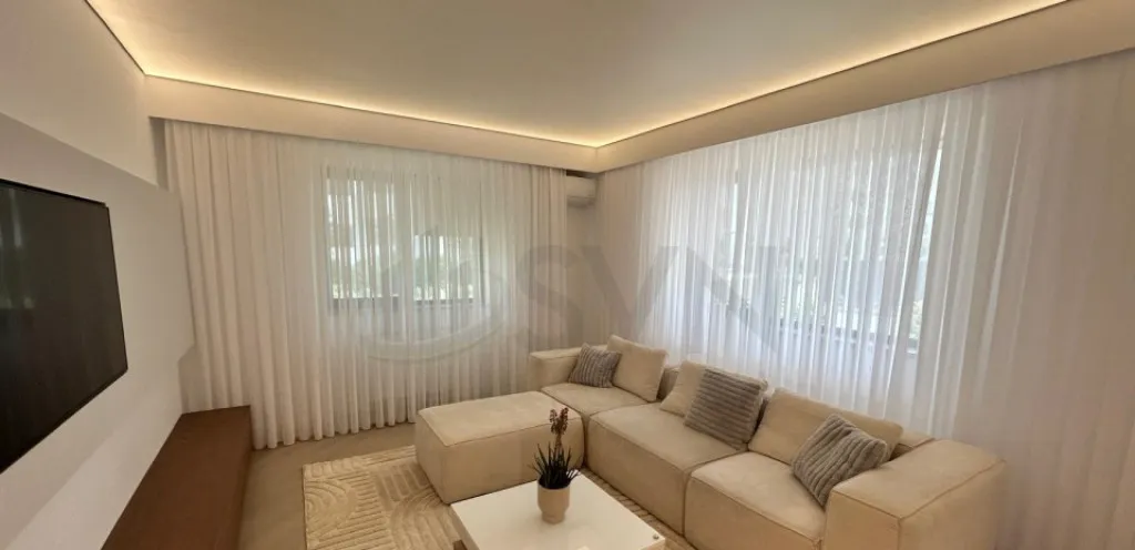 Apartament Premium 3 Camere mobilat cortina north