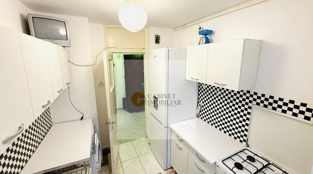 Podul Grant 2 camere decomandat bloc reabilitat