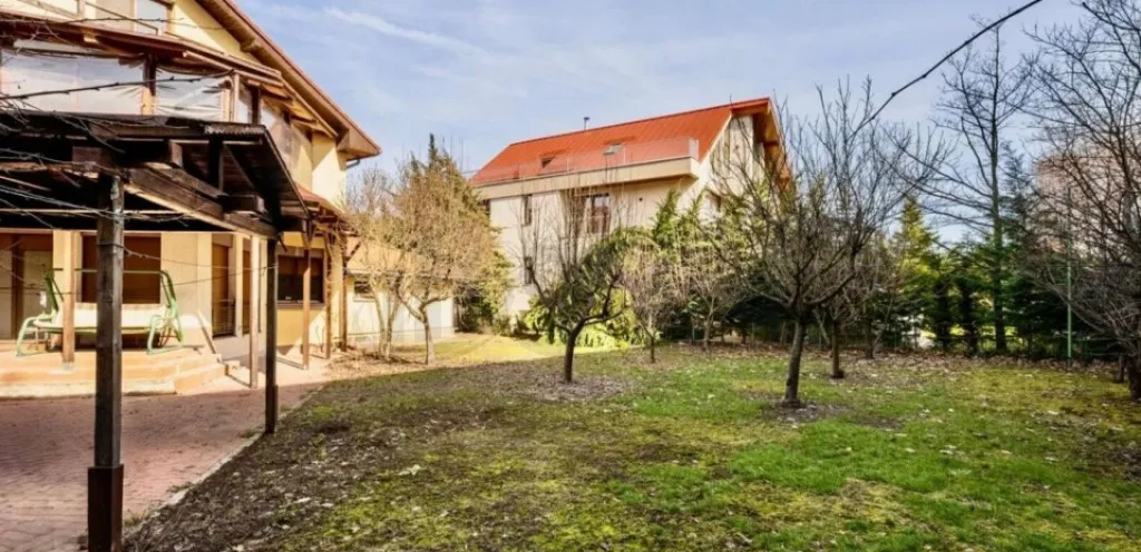 Vila S P 2E M I De inchiriat I 18 Camere I Gradina Icoanei
