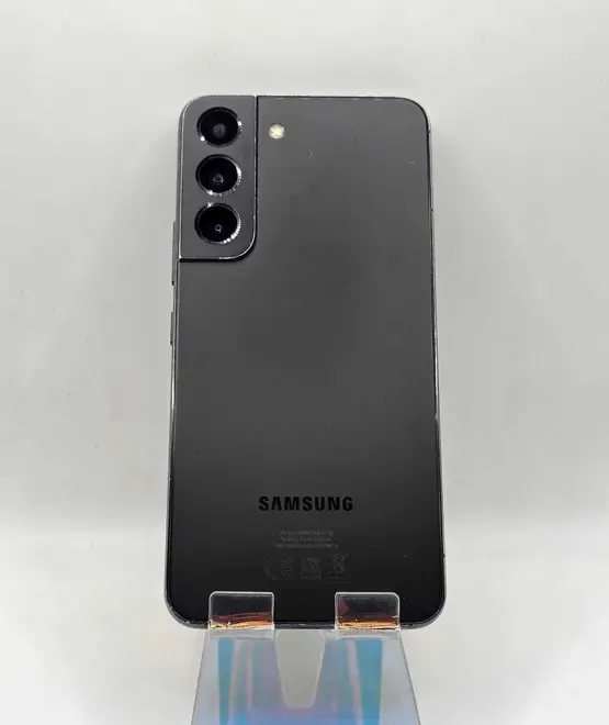 SAMSUNG S22