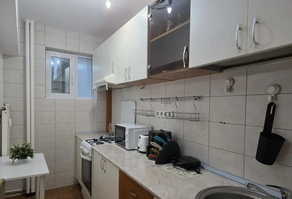 Mihai Bravu / Pasajul Obor / bl mixt / 3 min Metrou /decomandata /