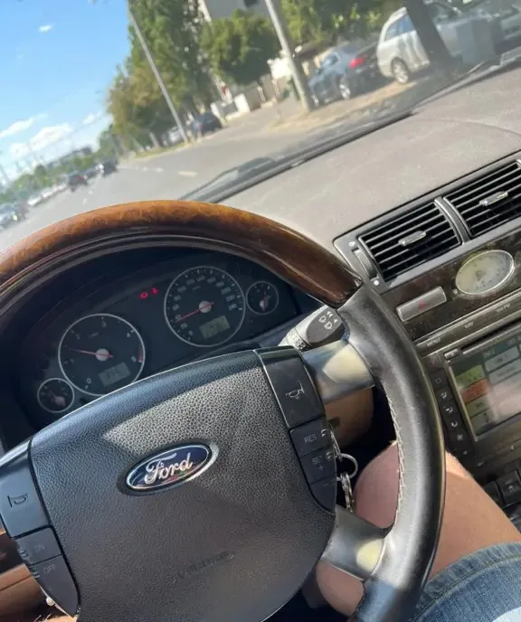 Ford Mondeo mk3 2 0 TDCI 5 500 lei