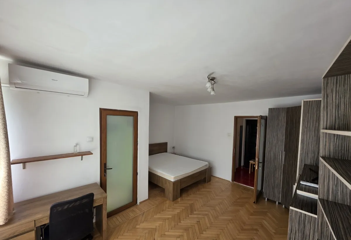 Titan 5 minute metrou si parc ior pe Fuiorului bloc mixt Liceul Dante