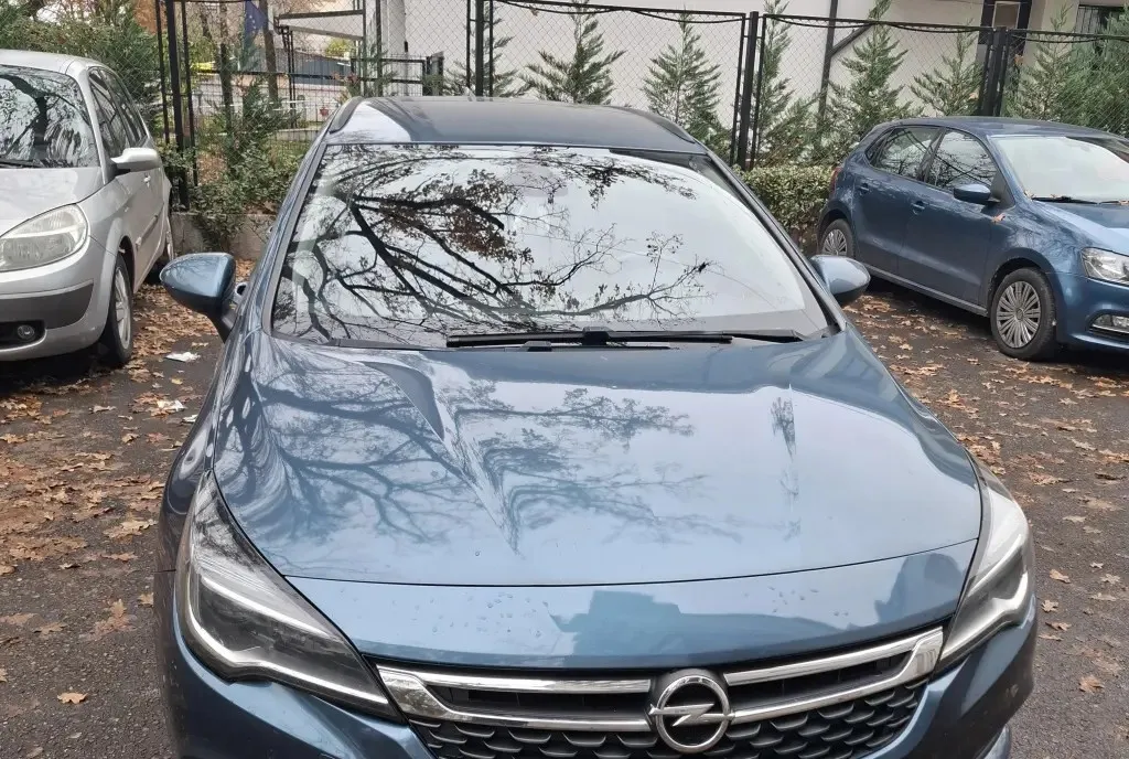 Opel astra k 2017 break 5 usi 5 200 eur