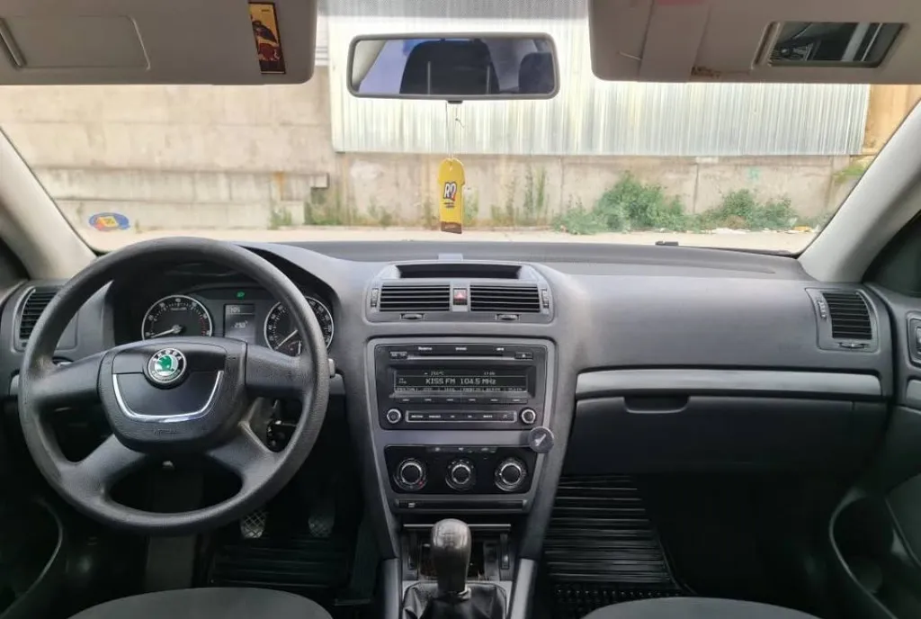 Skoda Octavia 2010 Berlina 1 4 BRC 4 350 eur