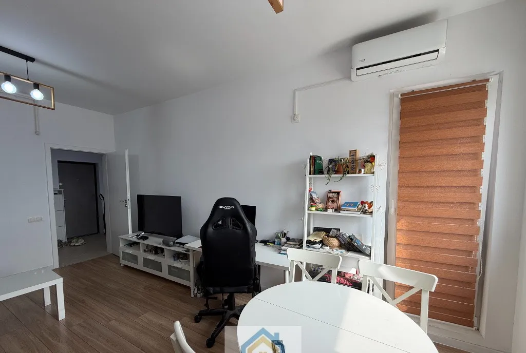 Ap 2 cam tip studio Rotar Park 2 bloc 2022 Militari Metro Mc Donald s