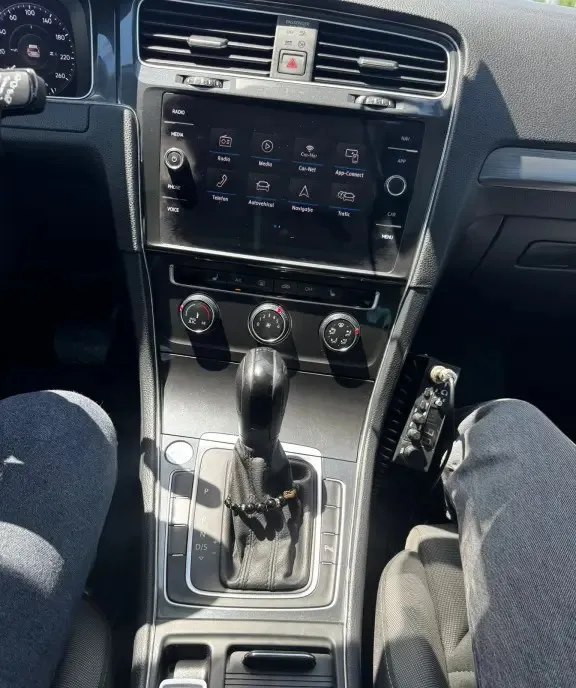 Volkswagen Golf 7 5 Highline ndash 2 0 TDI 150 CP DSG 7 trepte ndash An 2020 11 000 eur