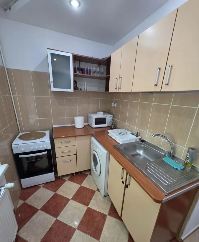 Berceni Oltenitei chiar pe Anton Bacalbasa renovata mobilata si utilata