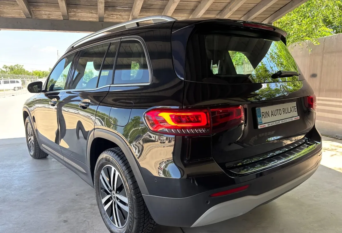 Mercedes Benz