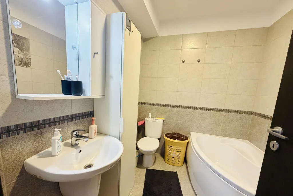 Apartment 2 camere 56 mp Str Tineretului mobilat si utilat