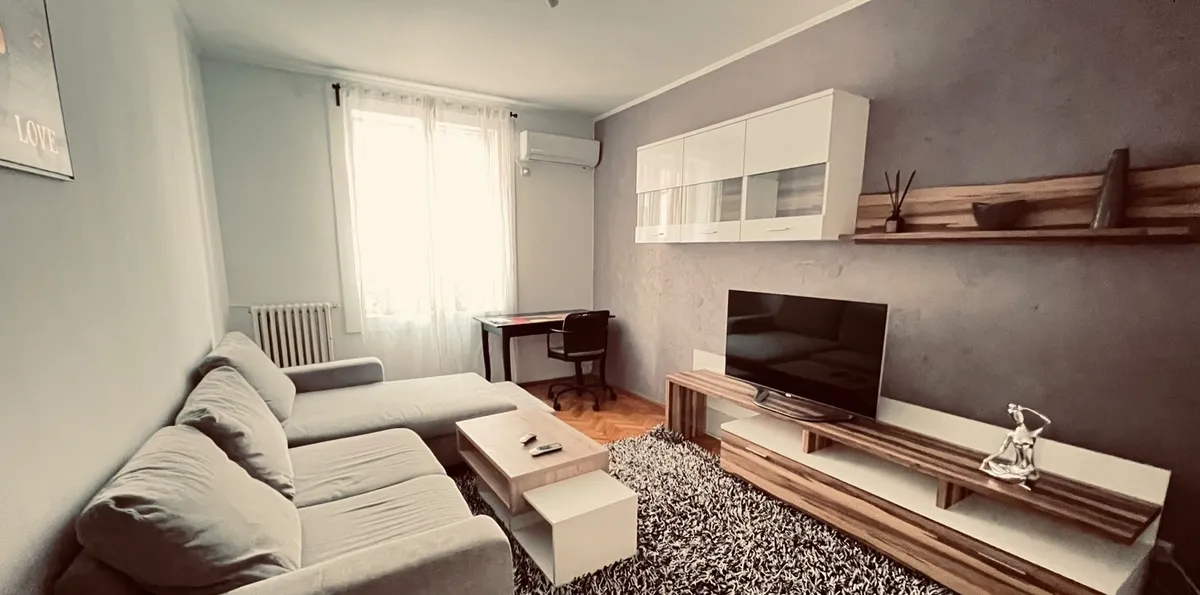 Floreasca apartament cu 2 camere 7 min pana la Metrou Aurel Vlaicu