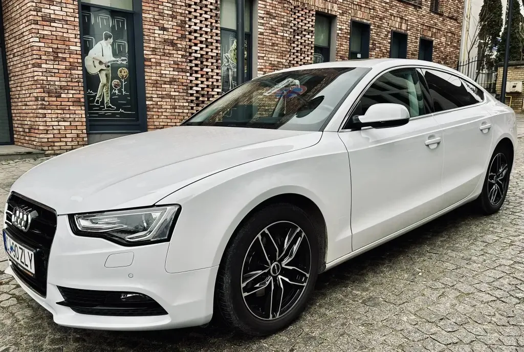 Audi A5 Sportback 2 0 TDI Multitronic 12 990 eur