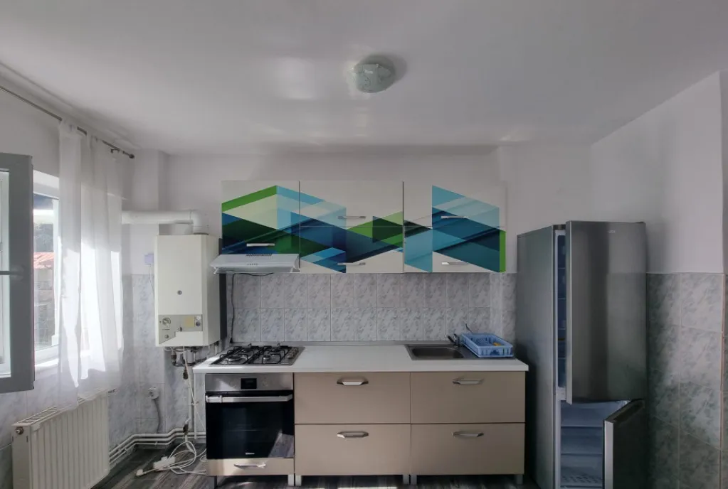 Garsoniera de renovat in centrul statiunii Azuga