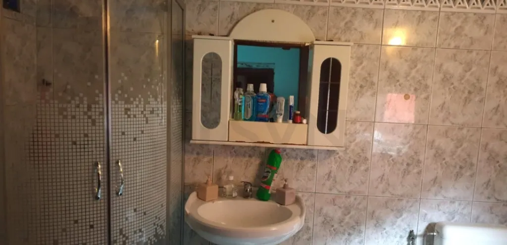 Apartament 3 camere I Armeneasca