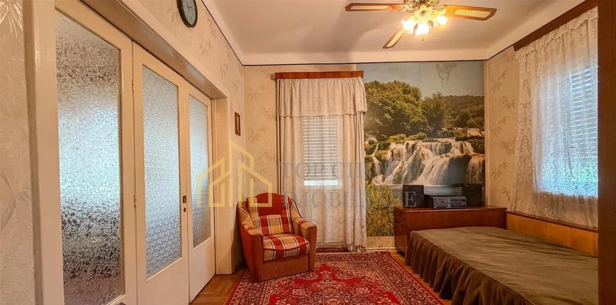Calea Plevnei apartament 4 camere 126 mp total parcare farmec interbelic