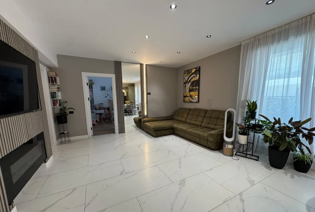 Apartament 3 camere cu terasa 50 mp 2 locuri de parcare s
