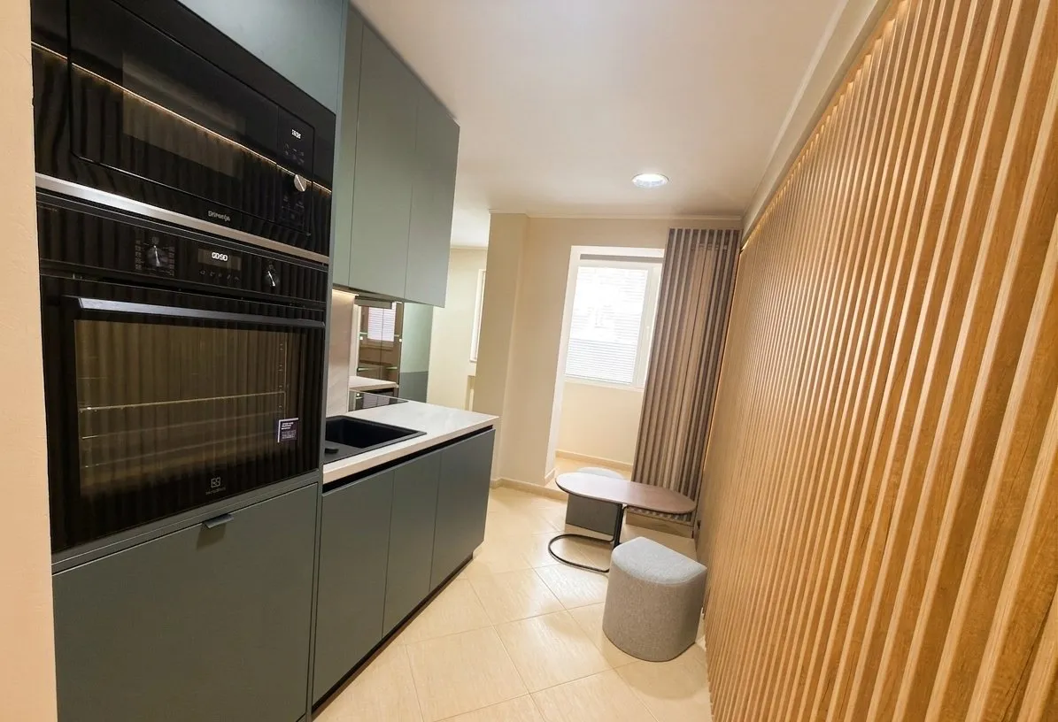 Trei camere apartament decomandat in centrul Bucurestiului