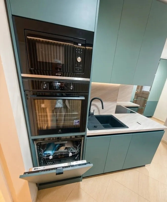 Trei camere apartament decomandat in centrul Bucurestiului