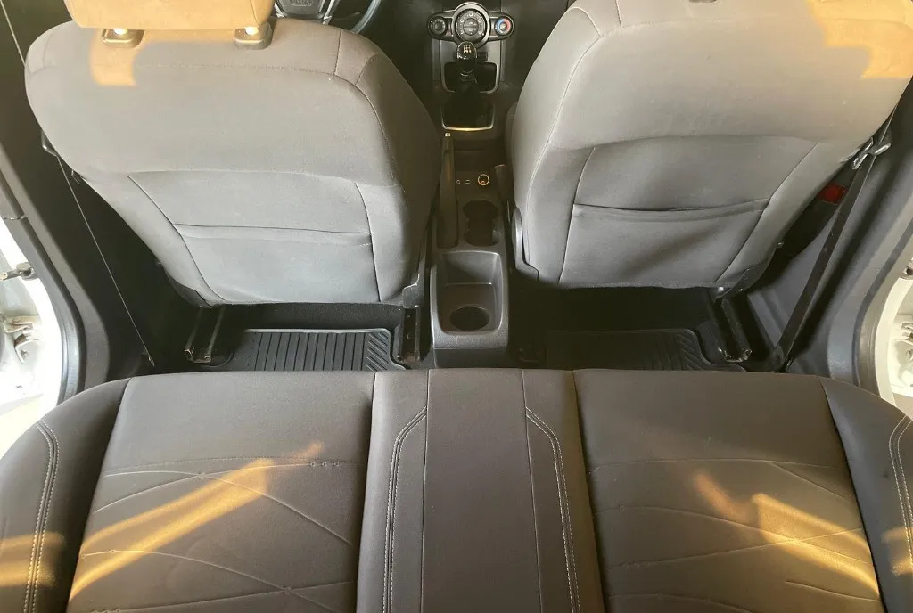 Ford Fiesta 1 5 4 300 eur