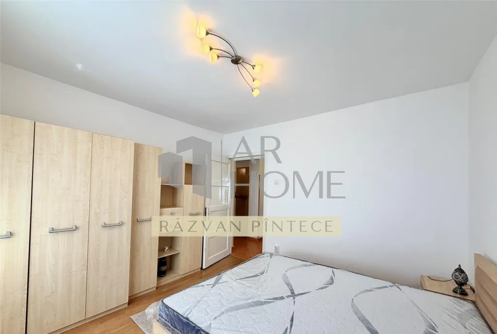 Apartament 3 camere centrala termica ultracentral Ploiesti