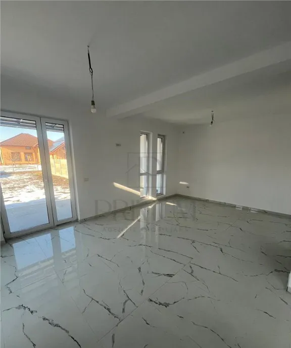 Dumbravita 5 cam duplex 3 bai 2 terase curte inc