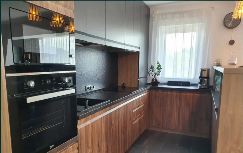 Apartament 3 camere zona Razoare