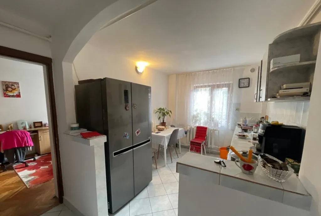 reducere pret Apartament de vanzare cu 3 camer