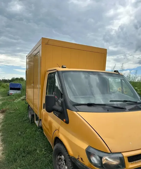 Ford Transit 350M 2 4 TD ndash camioneta cu lada/cutie fixa 3 5t fab 2005 2 300 eur