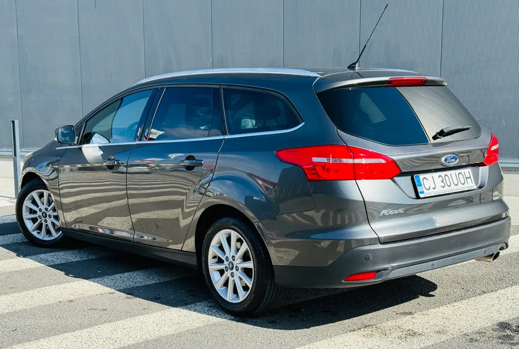 Ford Focus 1 5 /TITANIUM/Navi/Inmatriculat/120000km 6 490 lei